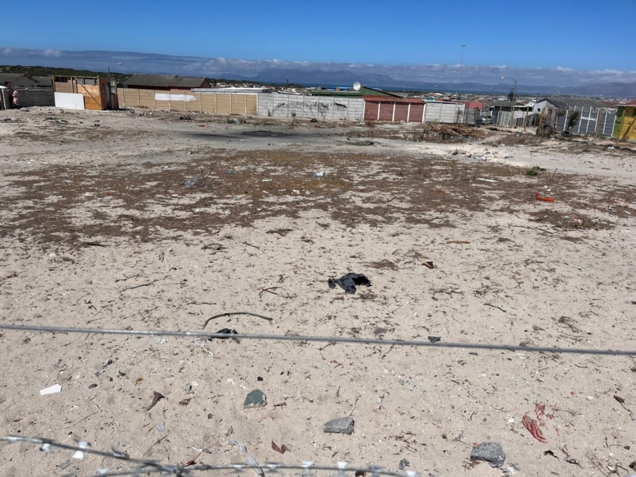 Commercial Property for Sale in Tafelsig Western Cape